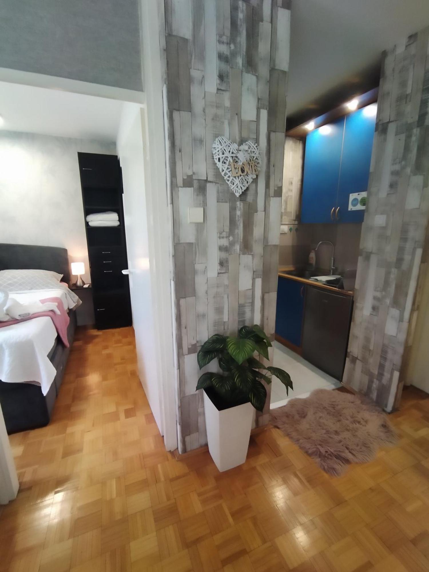 Apartment Mrc Bezanija ภายนอก รูปภาพ